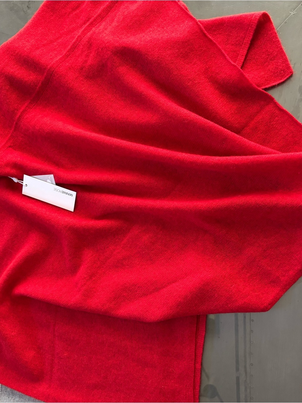 NWT Minnie Rose Vibrant Red Cashmere Scarf